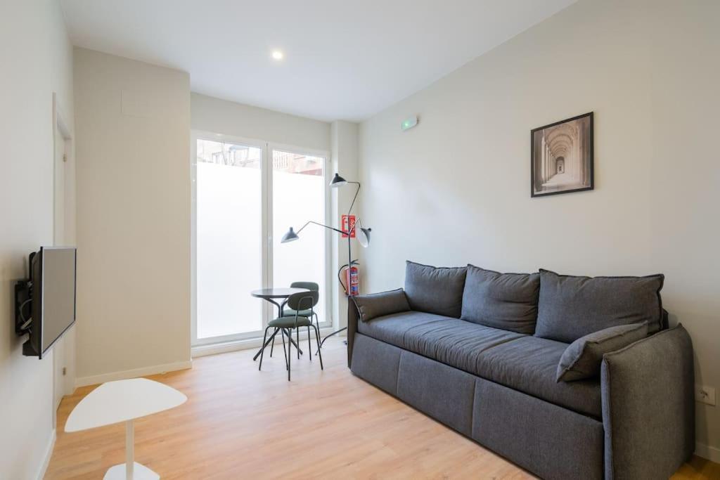 Ideal Flat For 2 Pax -F Fpo1 Madrid Exteriör bild