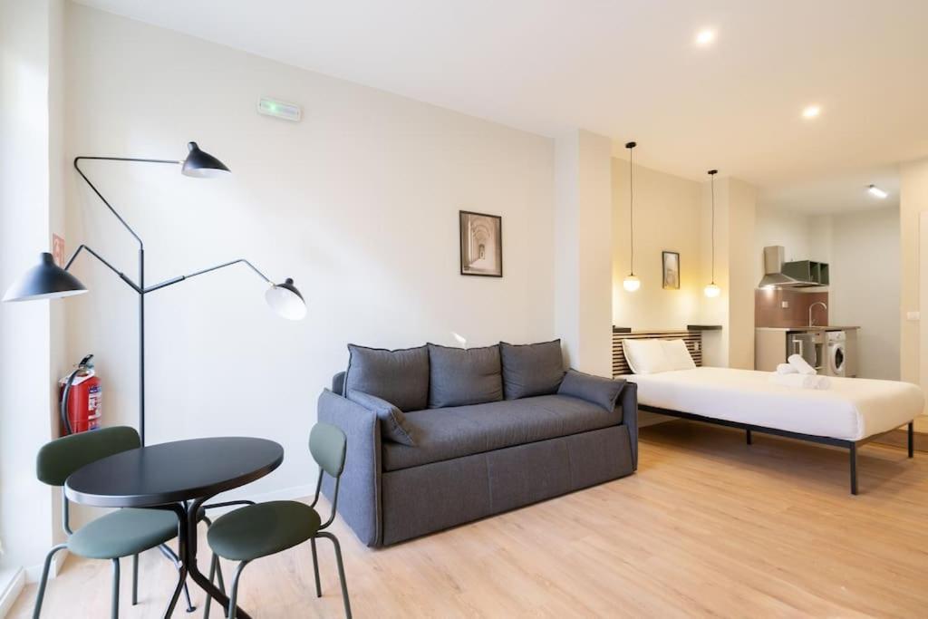 Ideal Flat For 2 Pax -F Fpo1 Madrid Exteriör bild